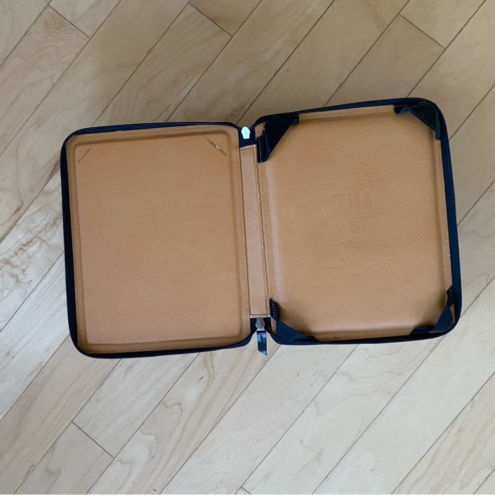 Padfolio Leather Zip Around Organizer - Picture 2 of 10
